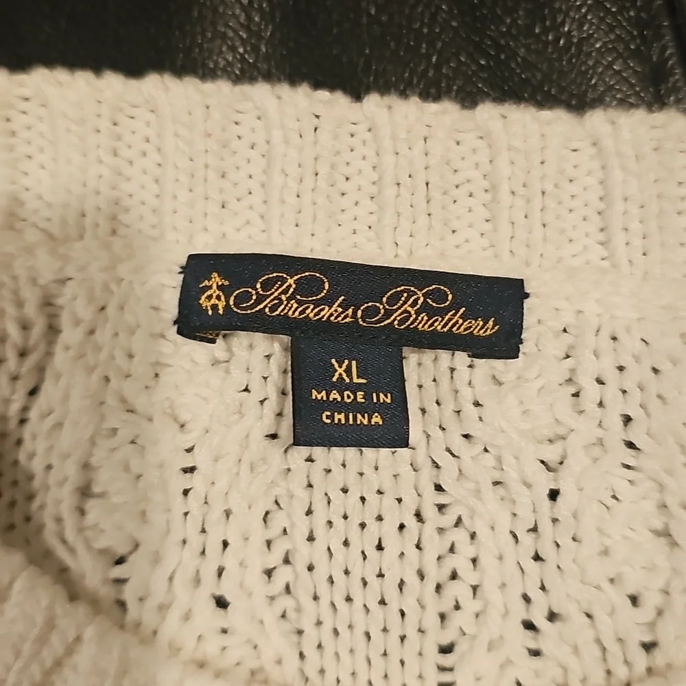 Brooks Brothers white cable sweater.. size XL - Picture 2 of 9
